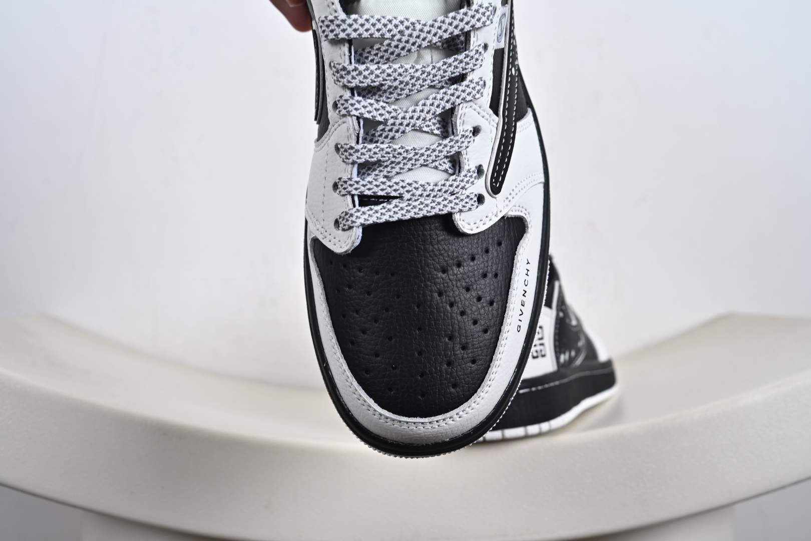 260 Nike Air Jordan 1 Low 定制配色 纪梵希联名 定制AJ联名-高端定制 低帮复古文化板鞋 DZ5899-005