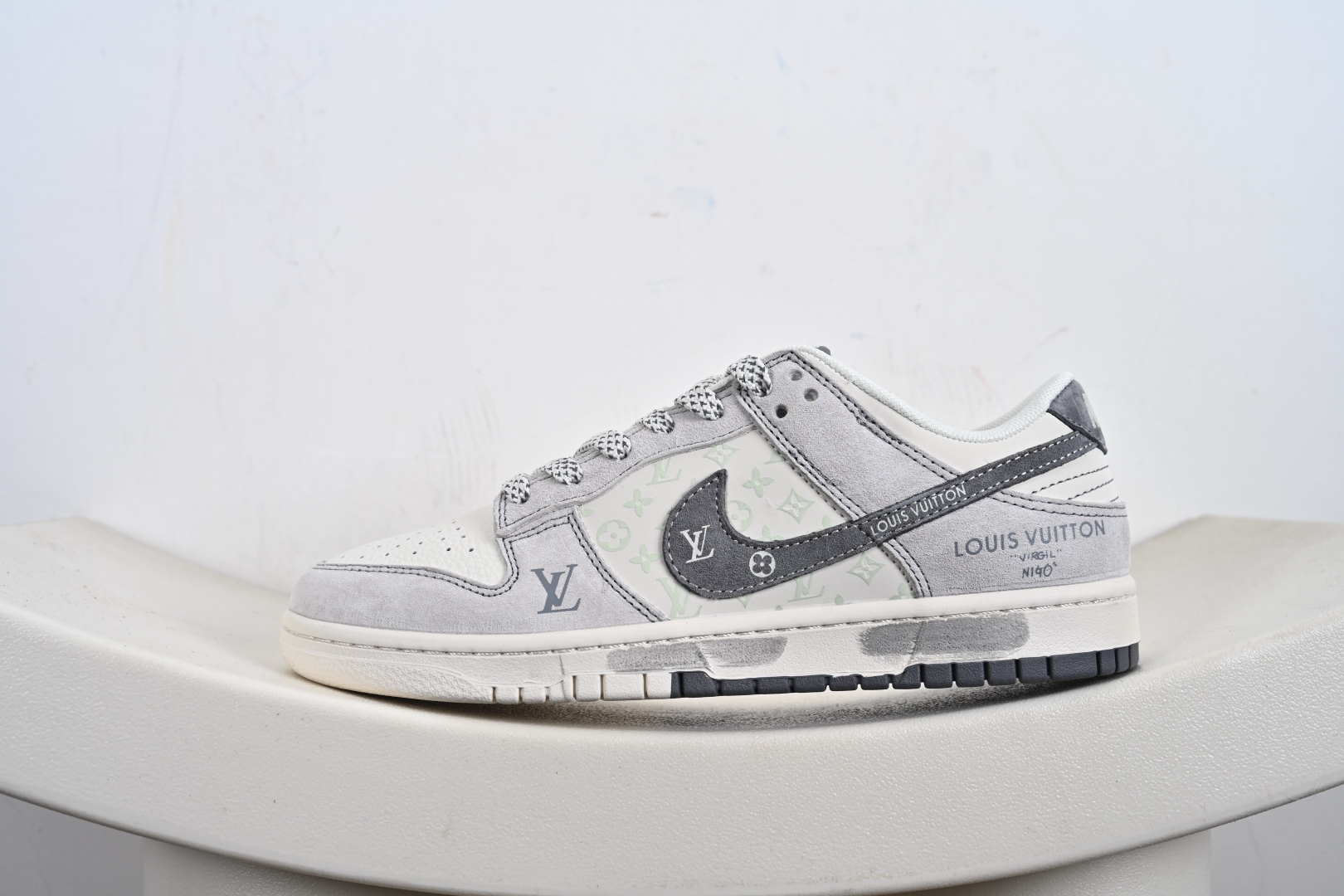 260 Nike SB Dunk Low LV联名 CX5050-Y02