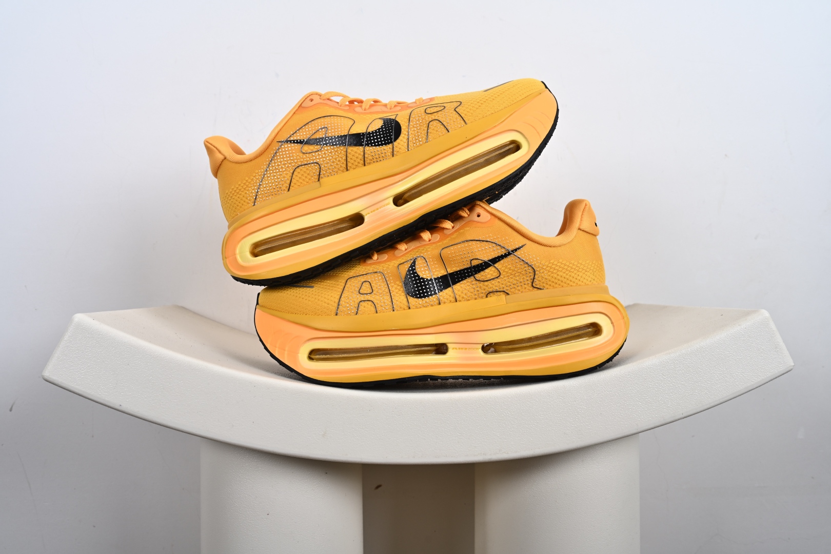 #合集 200 Nike ZOOM PREMIUM 耐克 飞马 舒适减震防滑 低帮跑步鞋 FN8453-011