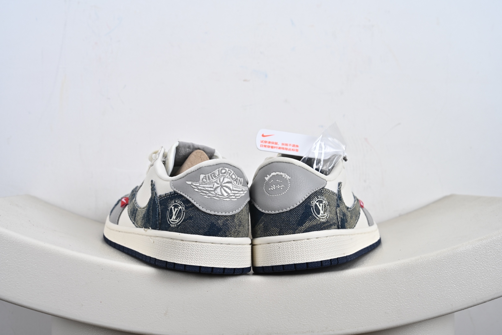 260 定制版 Travis Scott x Fragment Design x Air Jordan 1 Low OG SP AJ1 乔1 LV联名 扎染牛仔 低帮文化休闲板鞋 LD2028-048