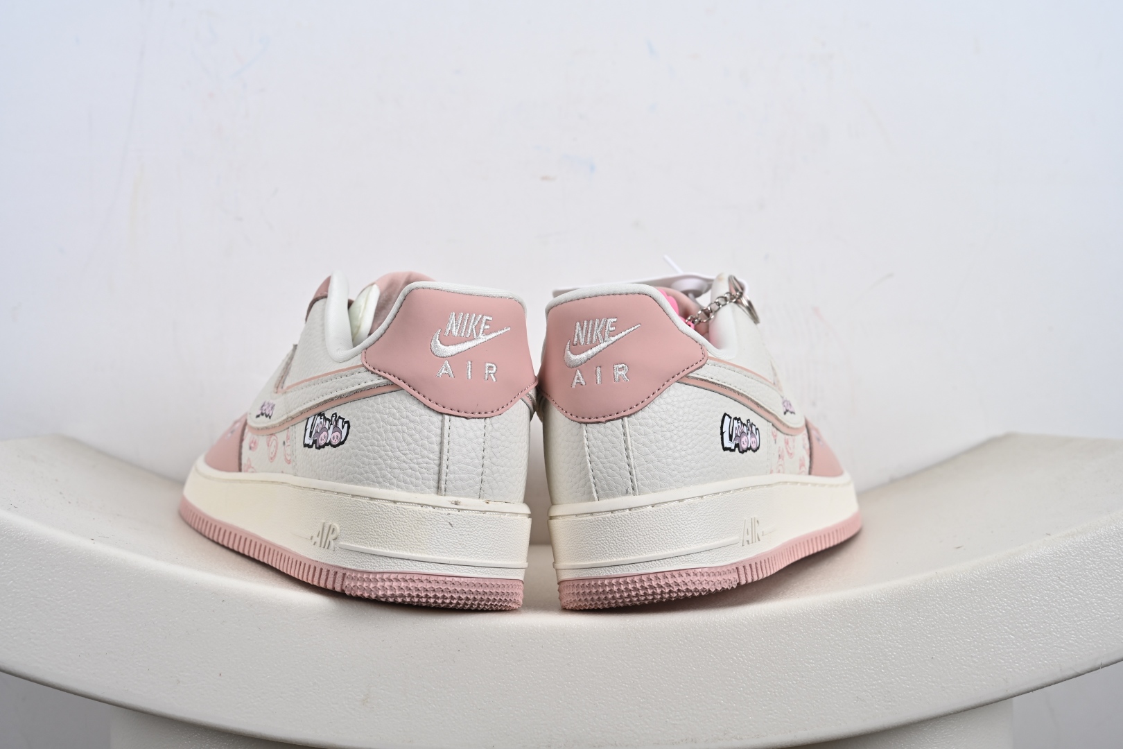 240 NIKE AIR FORCE 1‘07 拉布布 DK0188-091