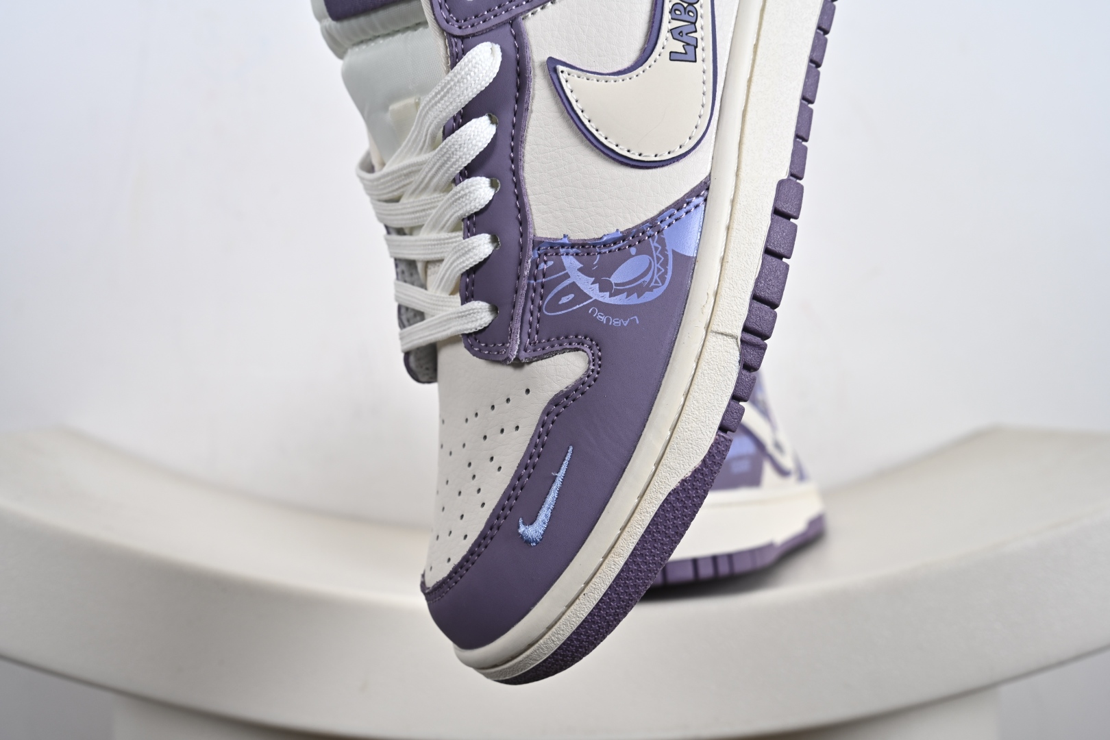 260 Nike SB Dunk Low 拉布布 周年高端定制 低帮休闲板鞋 SR2025-005