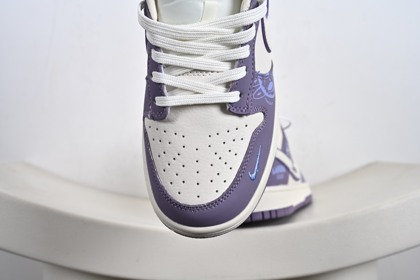 260 Nike SB Dunk Low 拉布布 周年高端定制 低帮休闲板鞋 SR2025-005
