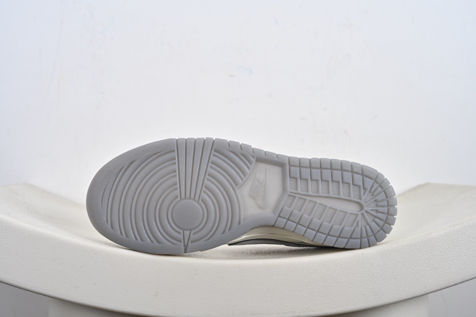260 Nike Dunk Low Retro 白灰 低帮休闲运动板鞋 GW0414-023