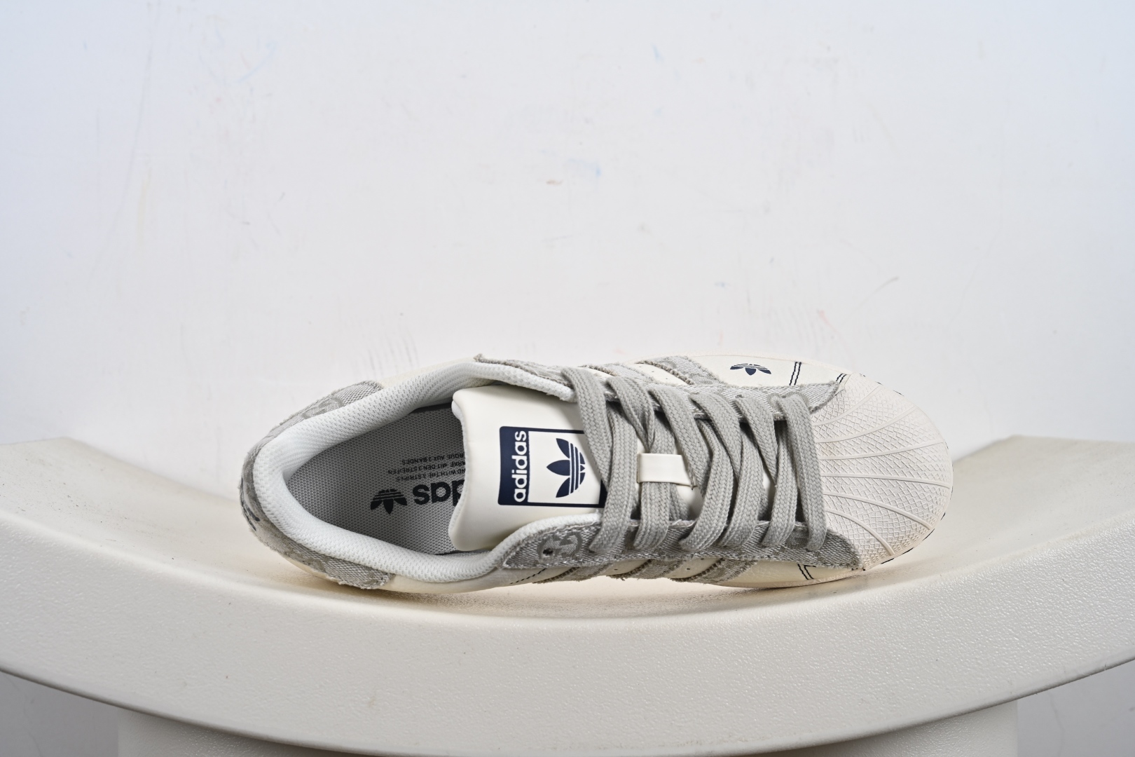 220 Adidas Originals Superstar 联名款贝壳头 JY8921