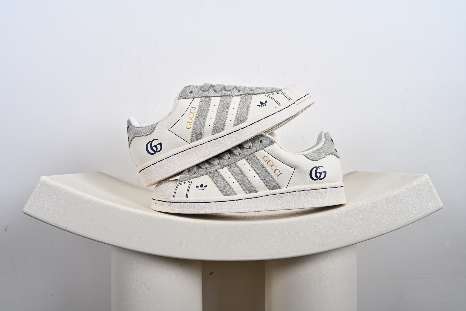 220 Adidas Originals Superstar 联名款贝壳头 JY8921