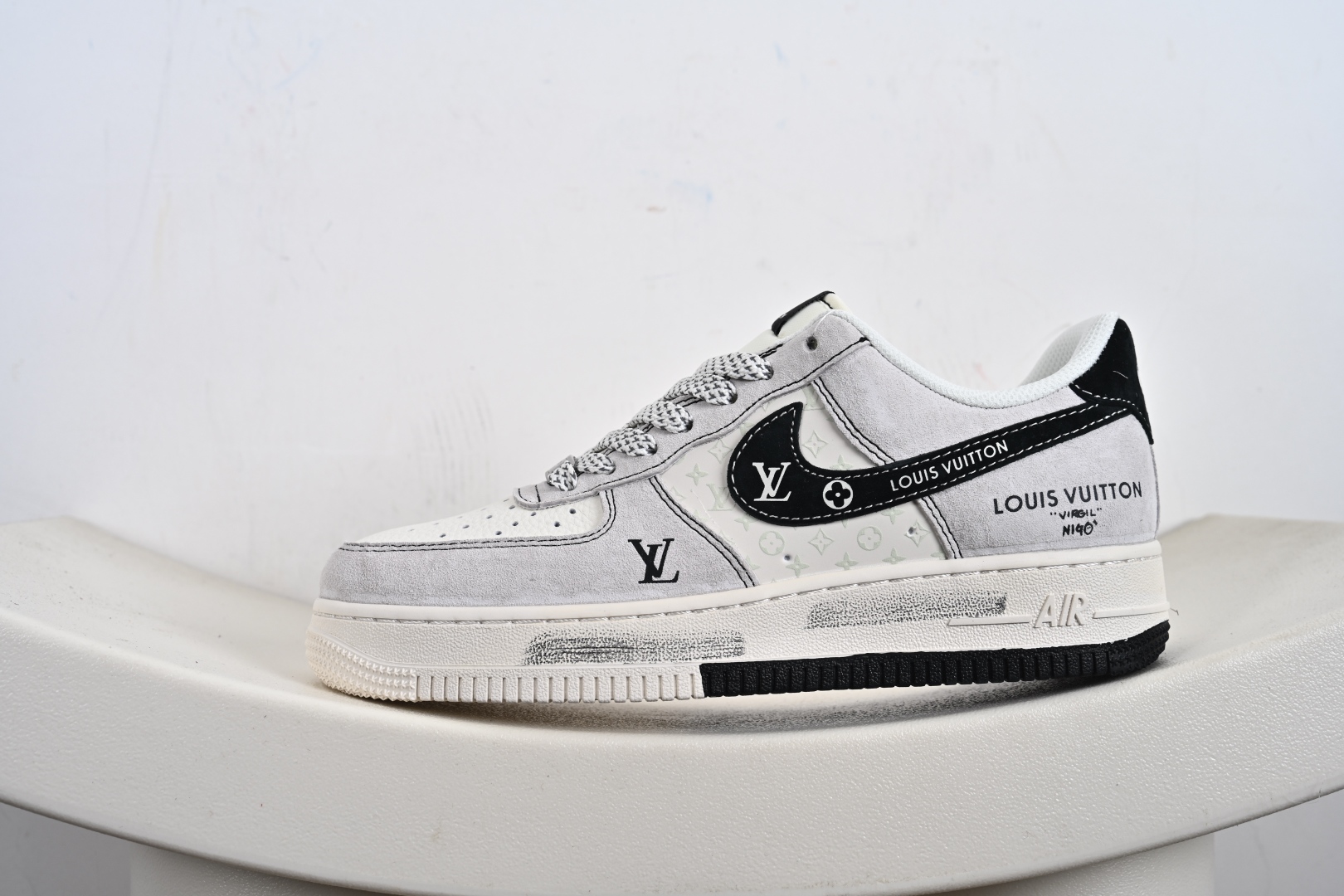 240 NIke Air Force 1 '07 Low 空军一号低帮 运动鞋 休闲鞋 CX5050-Y06