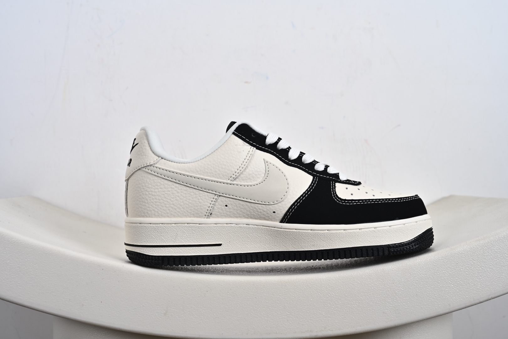 240  定制版 Nk Air Force 1’07 定制配色 海外山海经 空军一号低帮经典低帮休闲百搭板鞋 DD1982-316