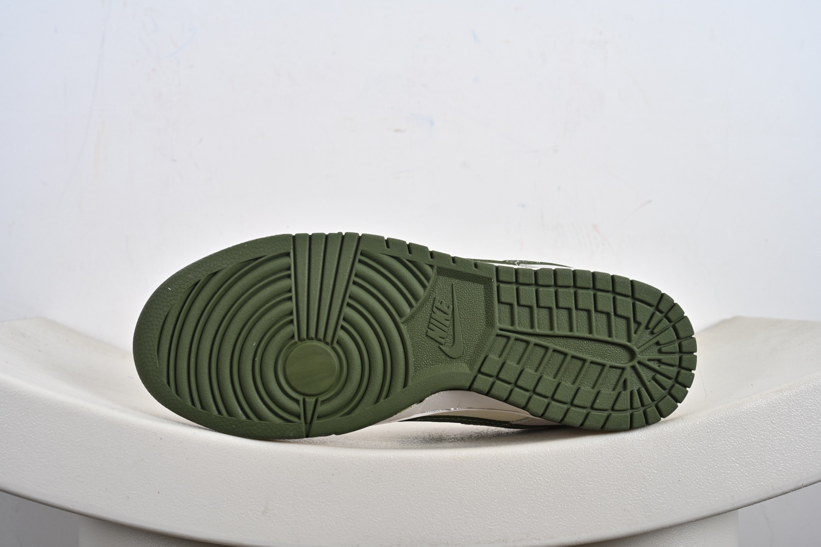 260  定制版 Louis Vuittx Nk SB Dunk Low 定制配色 Lv联名 Dunk系列复古低帮休闲百搭板鞋 JP1628-031