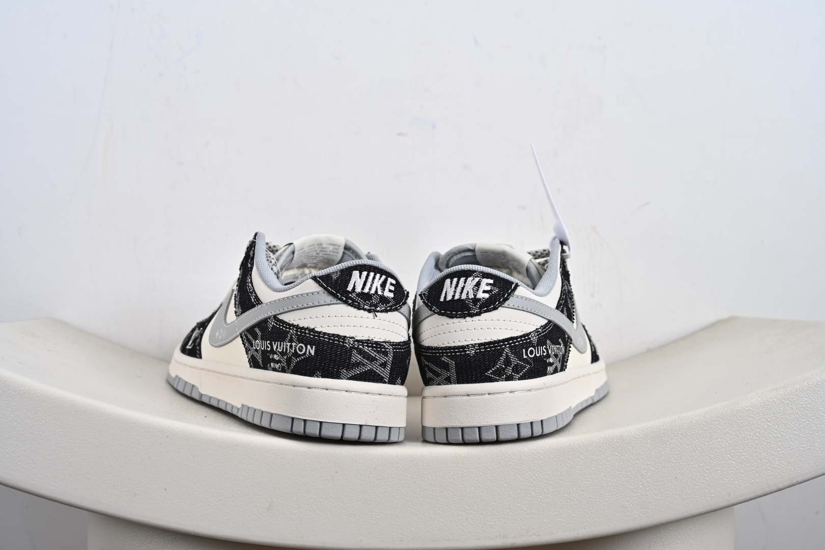 260  定制版 Nike SB Dunk Low LV联名 黑牛仔印花  低帮休闲板鞋 JP1628-020