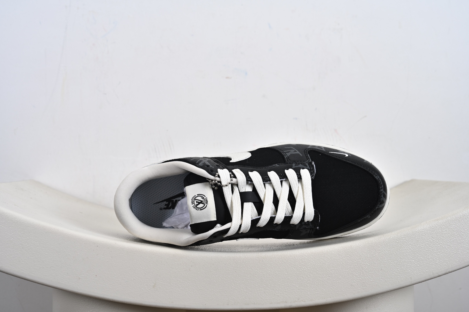 260  定制版 NK Dunk Low 联名 暗夜幽白  SC0601-458