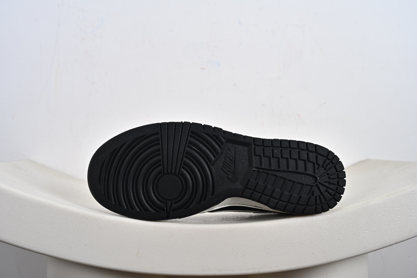 260  定制版 NK Dunk Low 联名 暗夜幽白  SC0601-458