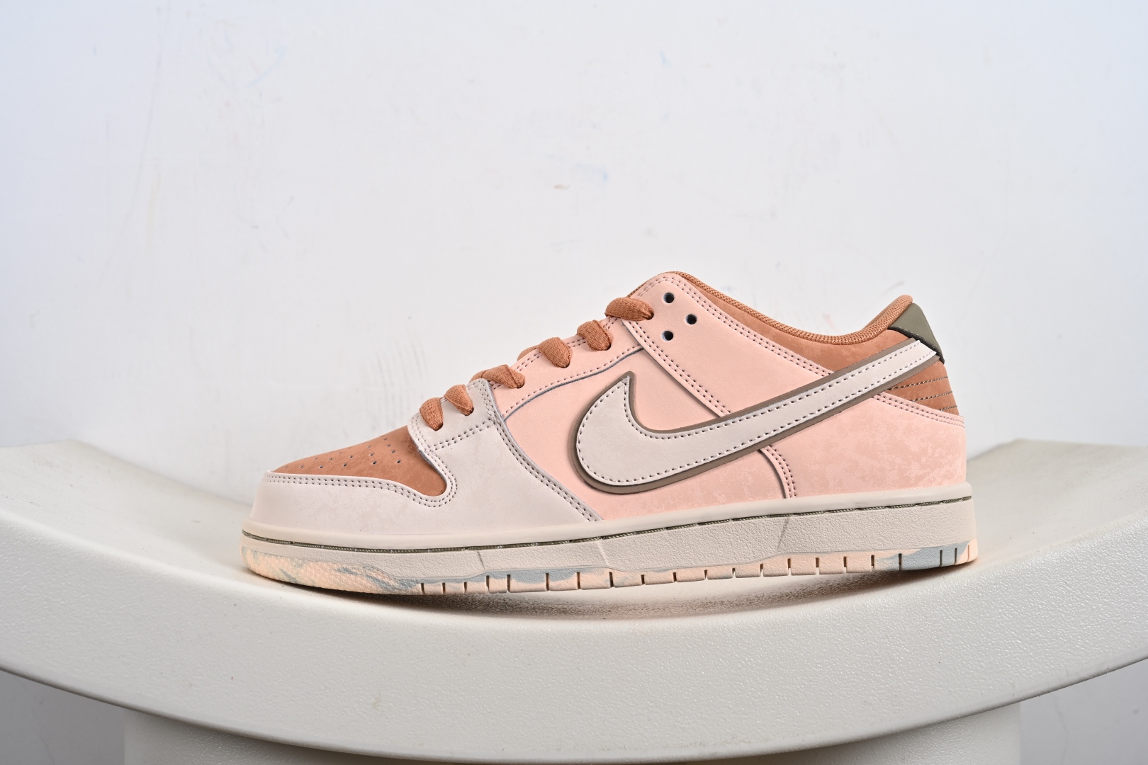 200 免检版 配色齐全 Nike Dunk SB ”Trocadéro Gardens” 粉米棕 FV5926-200