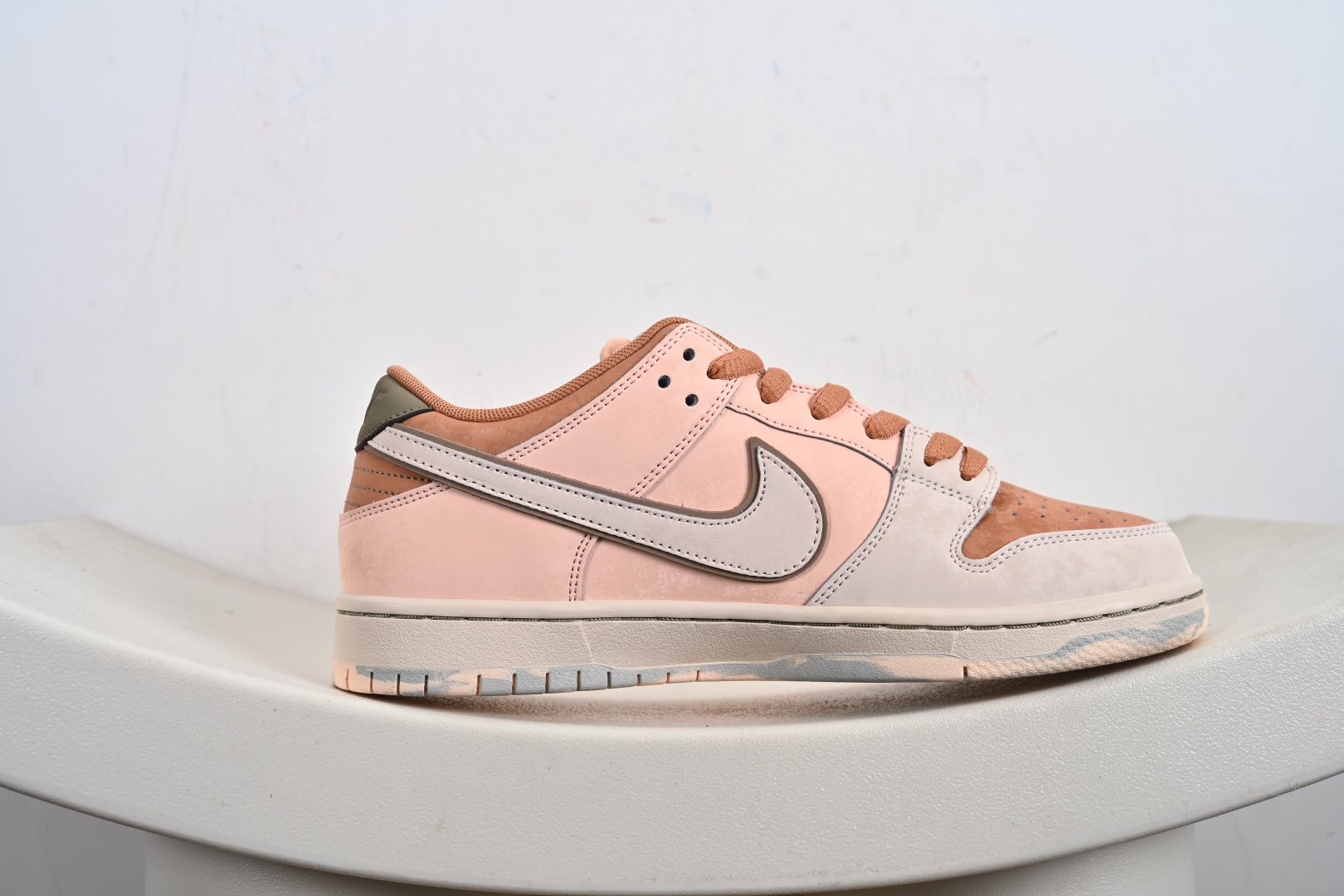 200 免检版 配色齐全 Nike Dunk SB ”Trocadéro Gardens” 粉米棕 FV5926-200