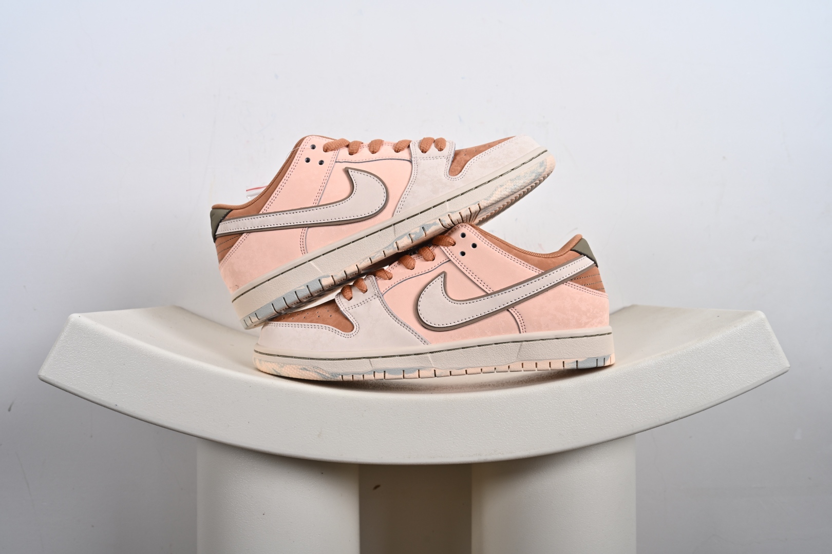 200 免检版 配色齐全 Nike Dunk SB ”Trocadéro Gardens” 粉米棕 FV5926-200