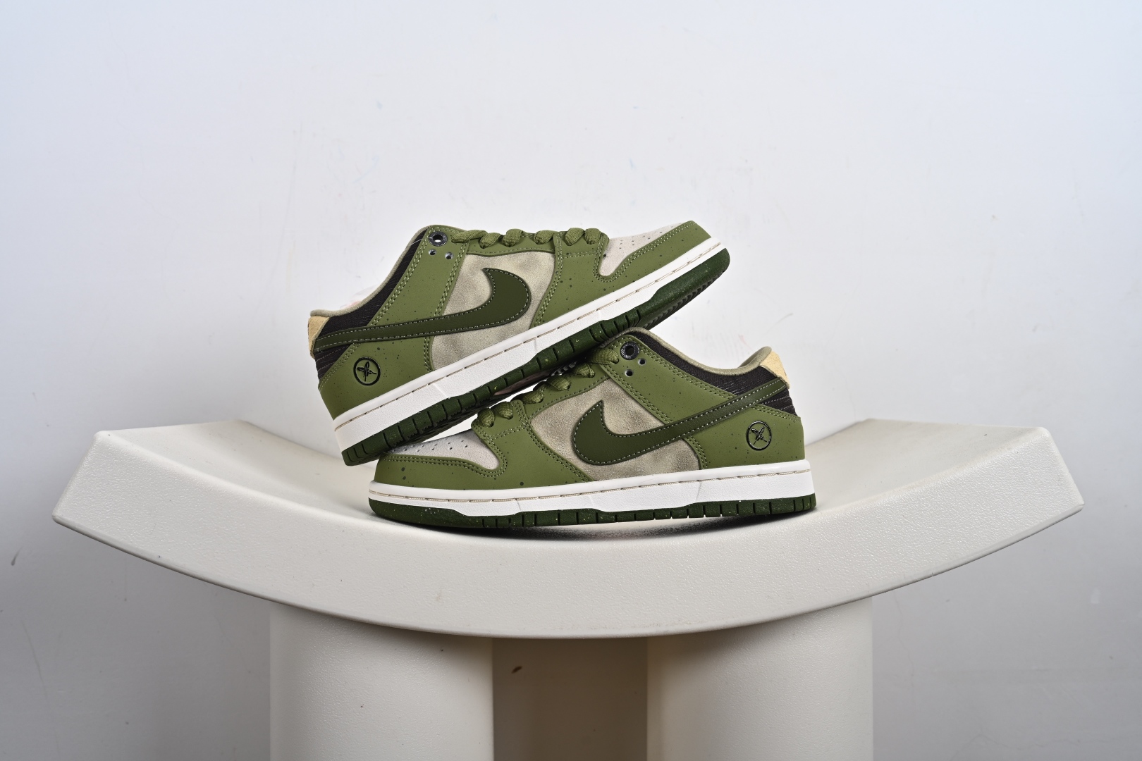 200 免检版 配色齐全 Yuto Horigome x Nike Dunk SB Low ”Asparagus”绿白 HF8022-300