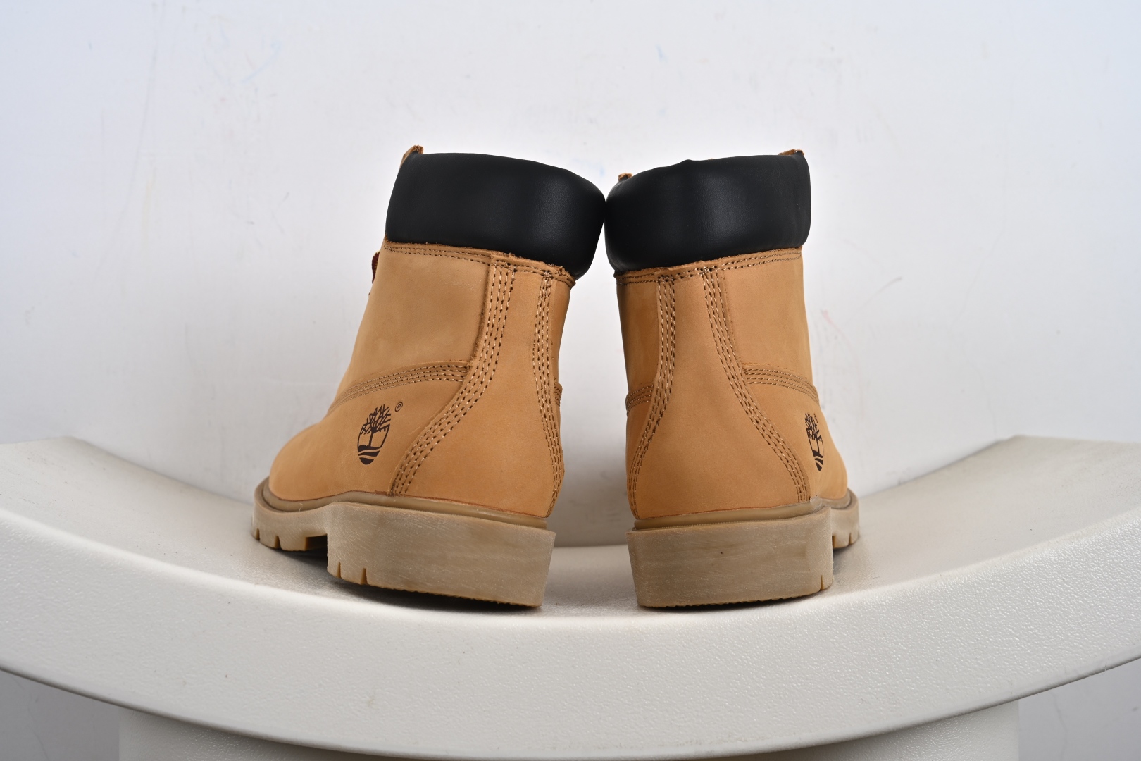 280 添柏岚Timberland 6 Inch Leather Boots添柏岚经典户外6英寸大黄靴“OG麦黄 纯黑TB010061 TB 010073 001 TB010061713