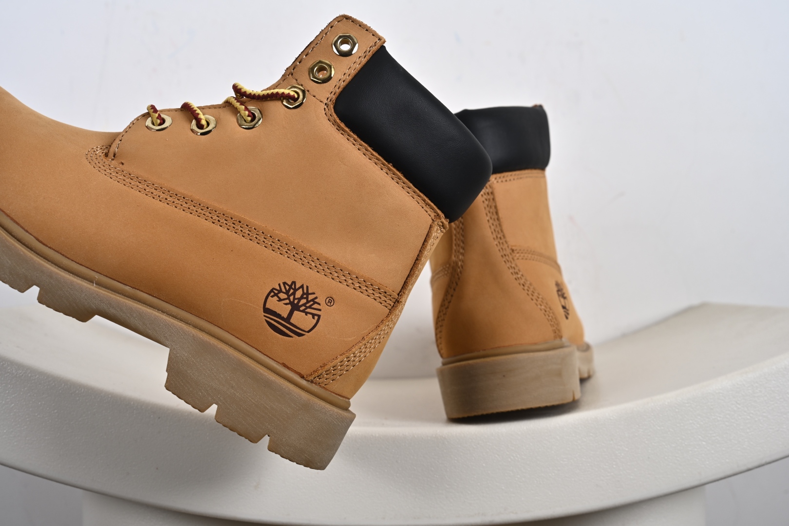 280 添柏岚Timberland 6 Inch Leather Boots添柏岚经典户外6英寸大黄靴“OG麦黄 纯黑TB010061 TB 010073 001 TB010061713