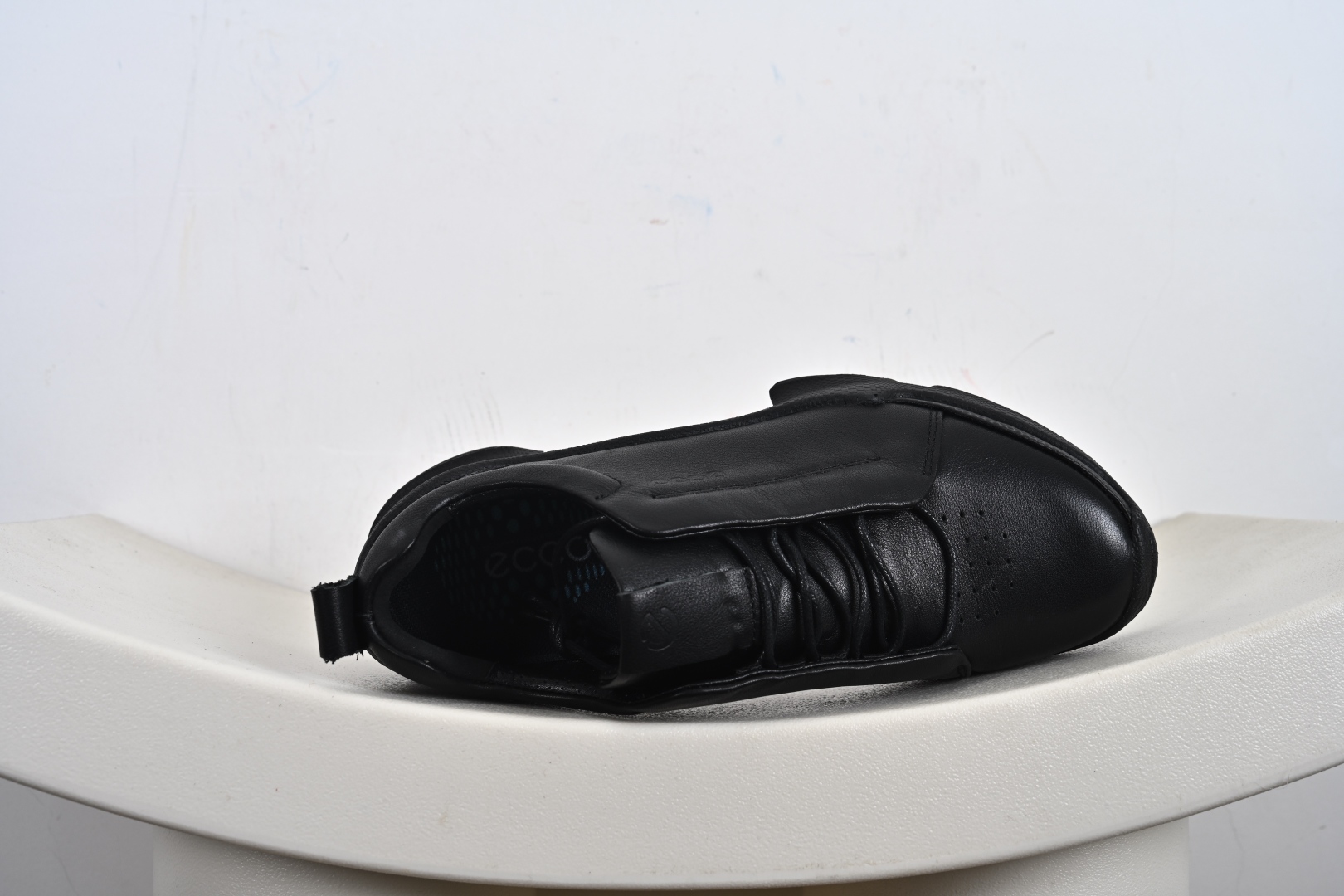 260 ECCO爱步Men's Sports Running Biom C Leather 健步C系列低帮系带运动鞋“皮革全黑” 800413-001