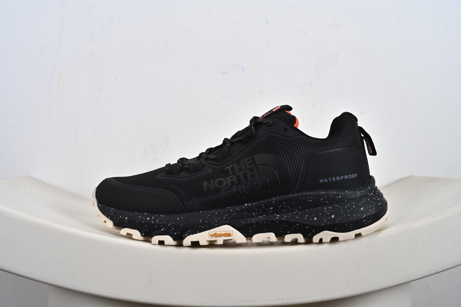 240 The North Face 北面 乐斯菲斯 户外运动休闲登山越野徒步鞋