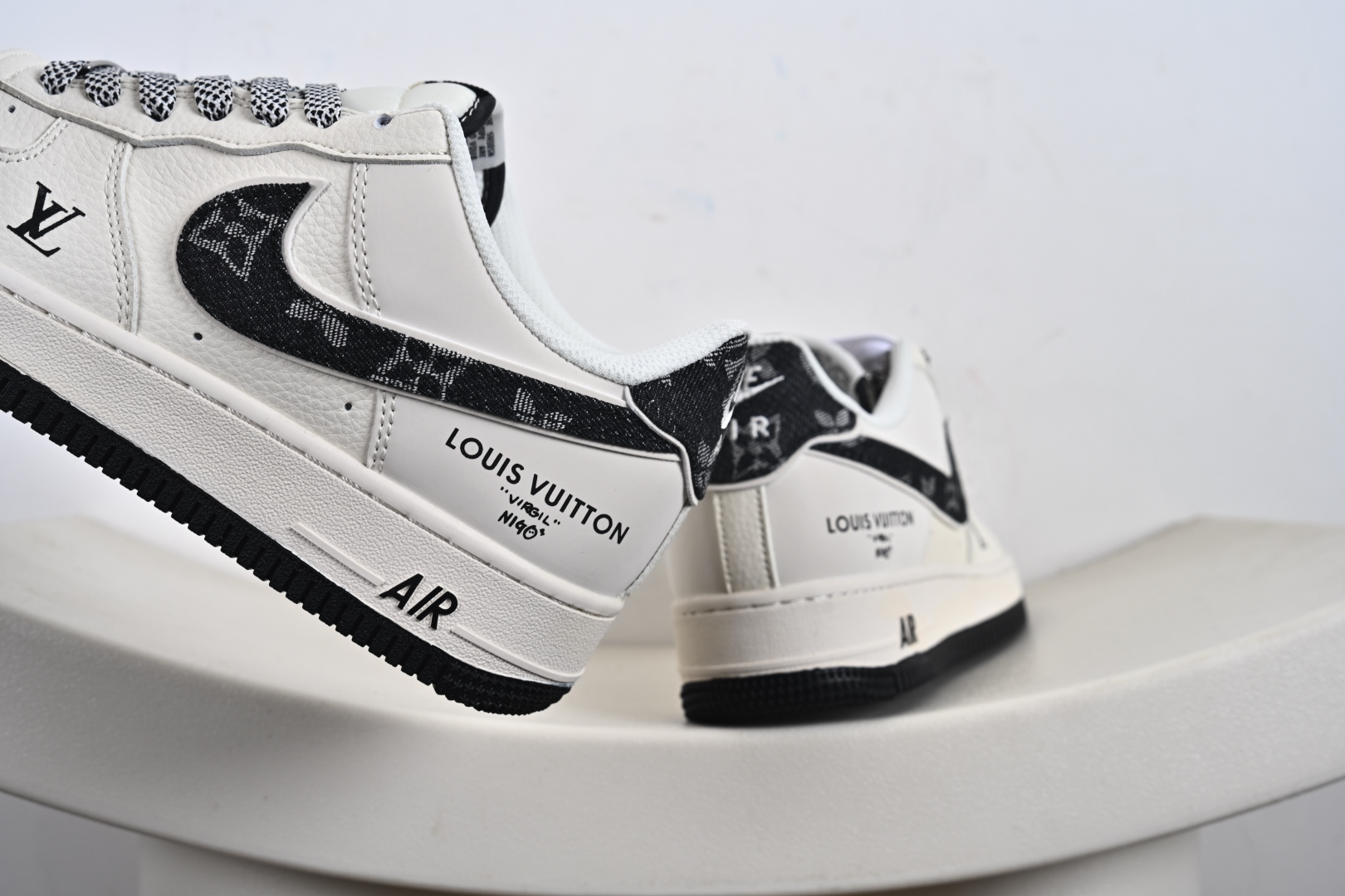 240  定制版 NK Air Force 1 '07 Low “联名——黑牛仔印花”空军一号 低帮 运动鞋 休闲鞋  SM6668-108