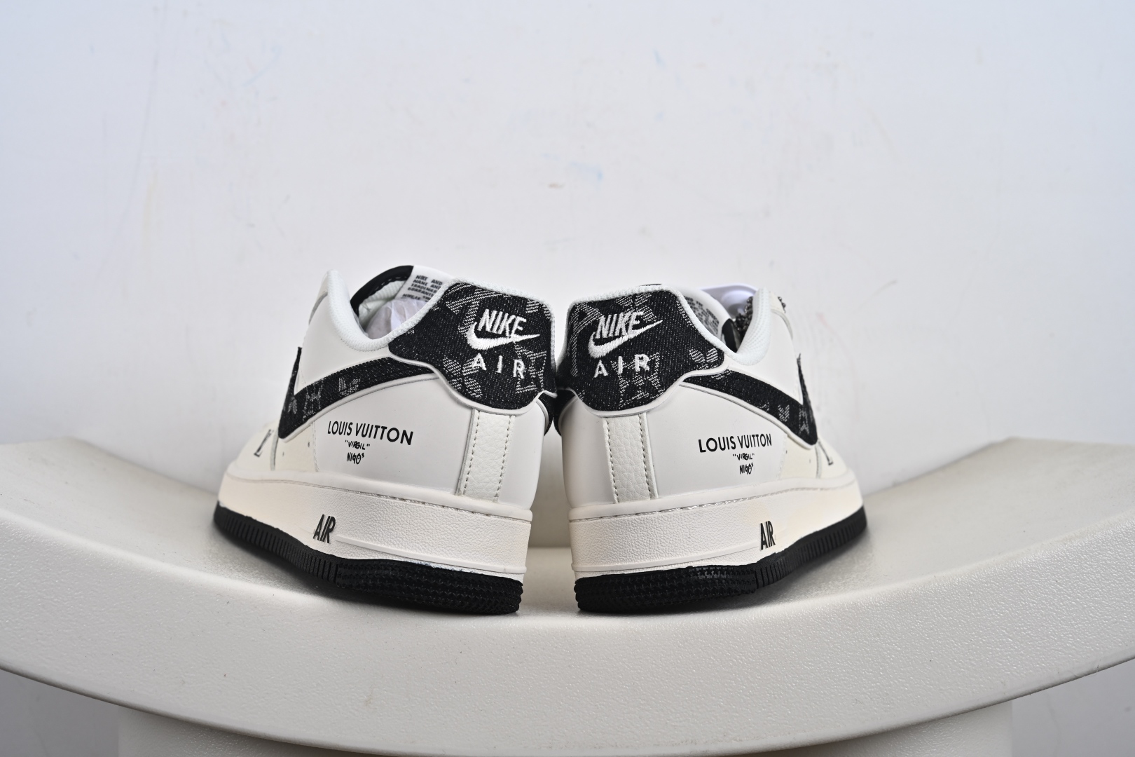 240  定制版 NK Air Force 1 '07 Low “联名——黑牛仔印花”空军一号 低帮 运动鞋 休闲鞋  SM6668-108