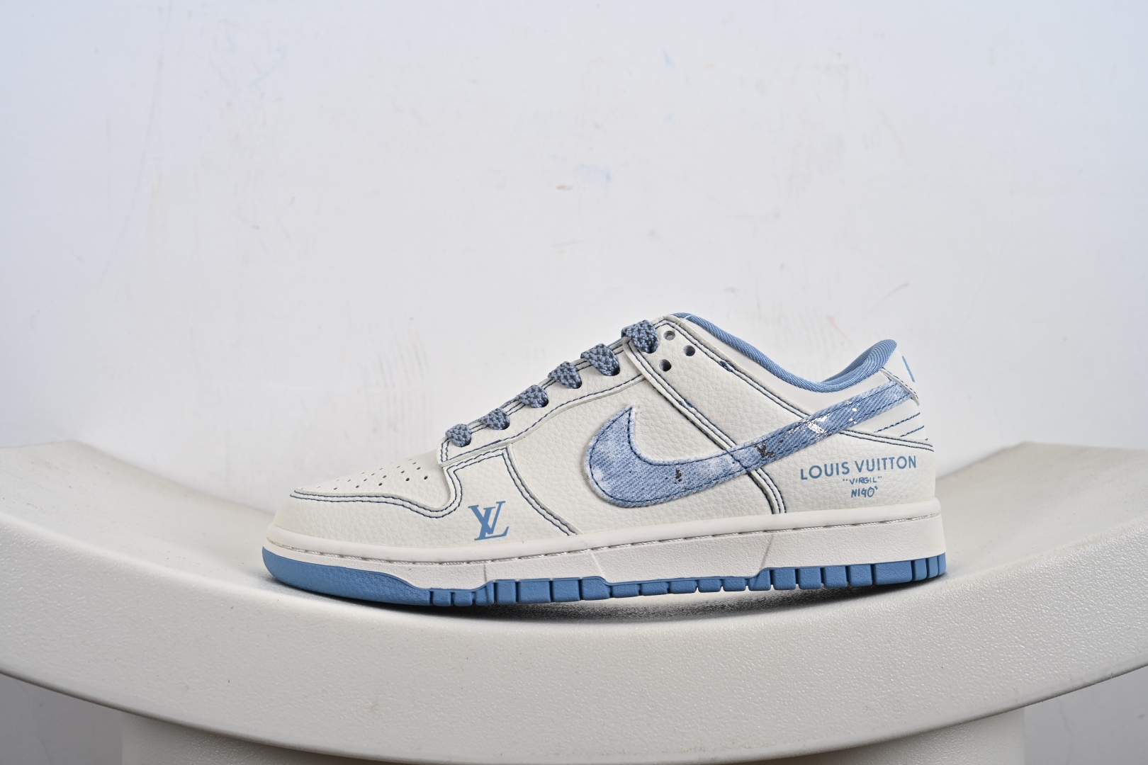 260  定制版 NK SB Dunk Low L联名 冰蓝牛仔满天星 低帮休闲板鞋 JP1628-028
