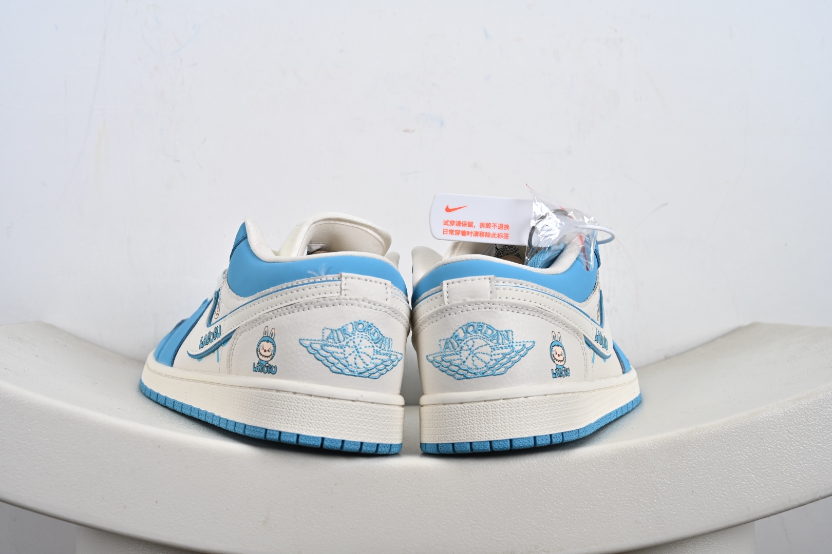 260  定制版 NK AJ1 Low 白蓝拉布布联名 低帮休闲板鞋  QG2025-007