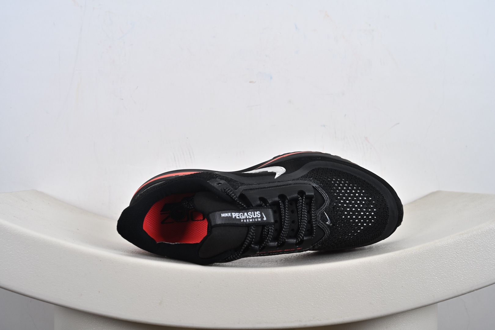 240 Nike Air Zoom NIKE PEGASUS PREMIUM耐克 新款气垫缓震休闲跑步鞋  HQ2592-003