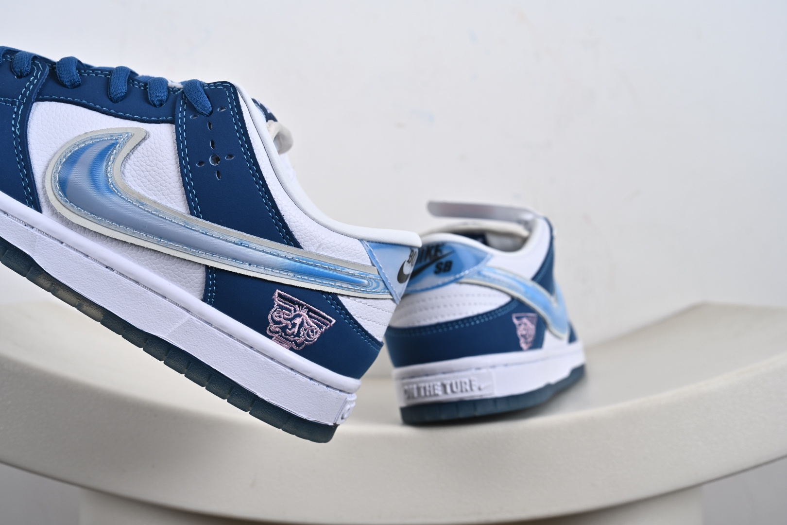 Nike SB Dunk Low x Born x Raised 蓝白 FN7819-400