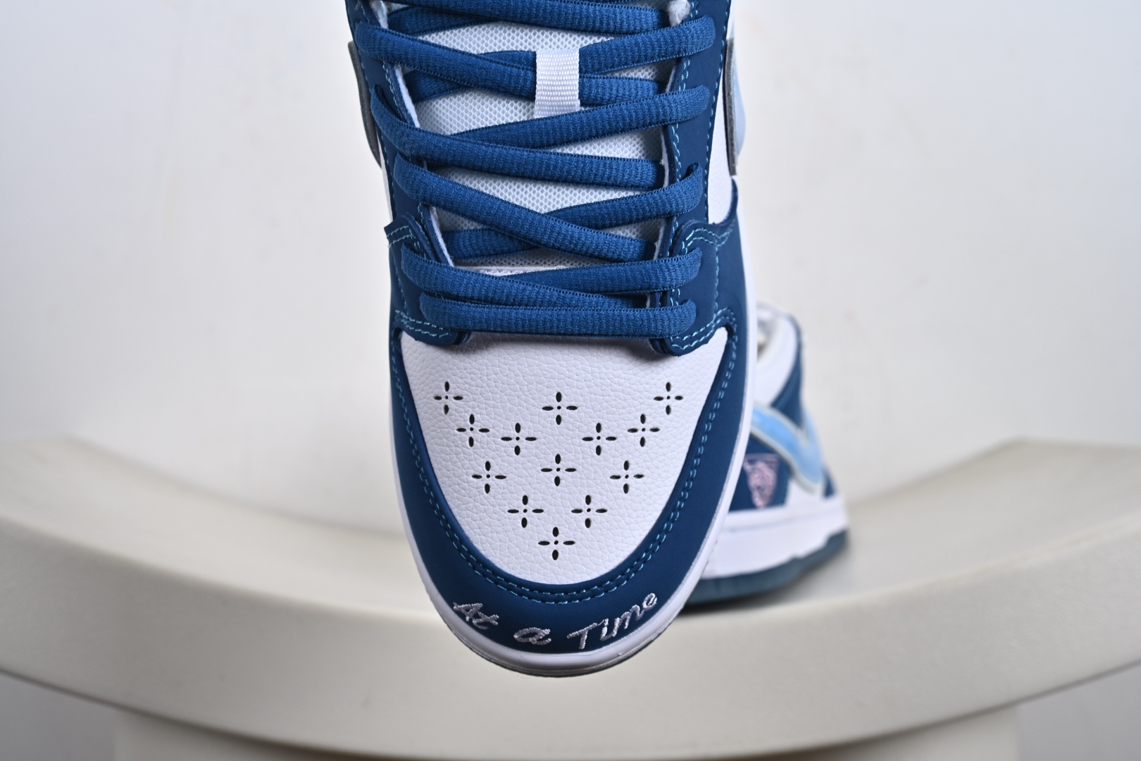 Nike SB Dunk Low x Born x Raised 蓝白 FN7819-400