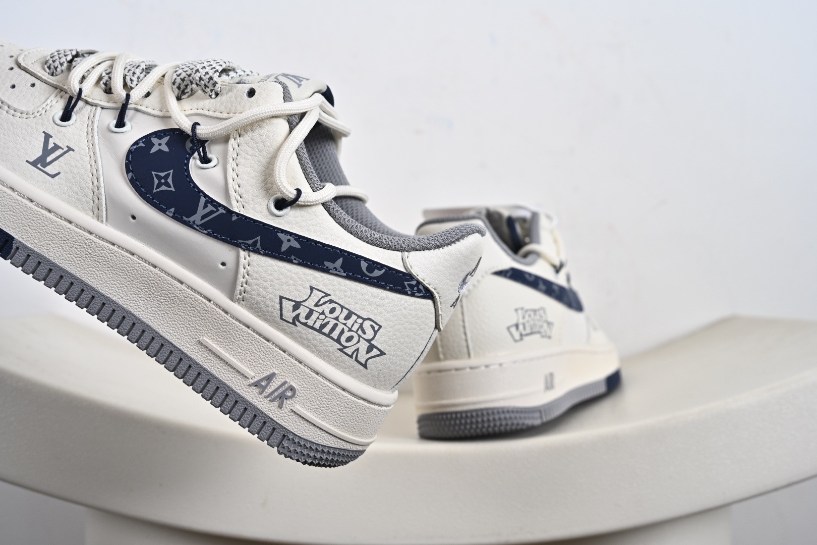 Nike Air Force 1 Low LV联名 DM6868-064