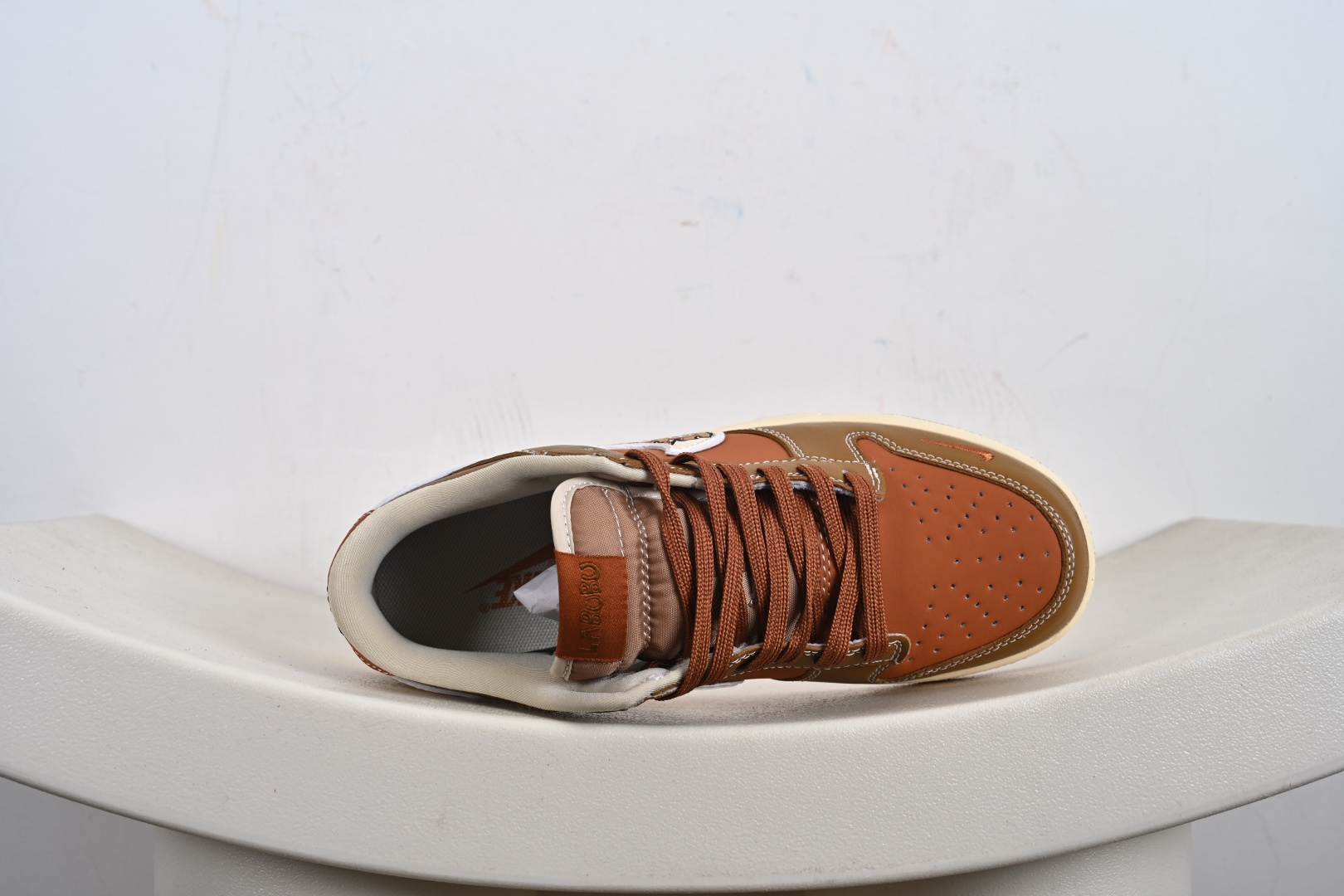 定制版Labubu x NK Dunk SB Low 拉布布 x SB 低帮 联名棕白色 DG2025-007
