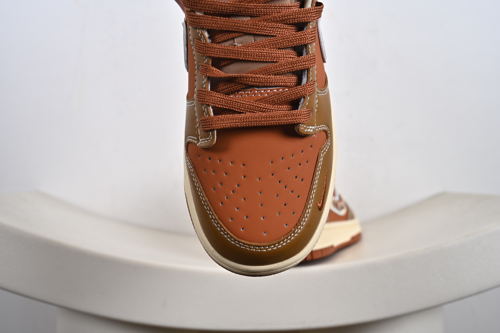 定制版Labubu x NK Dunk SB Low 拉布布 x SB 低帮 联名棕白色 DG2025-007