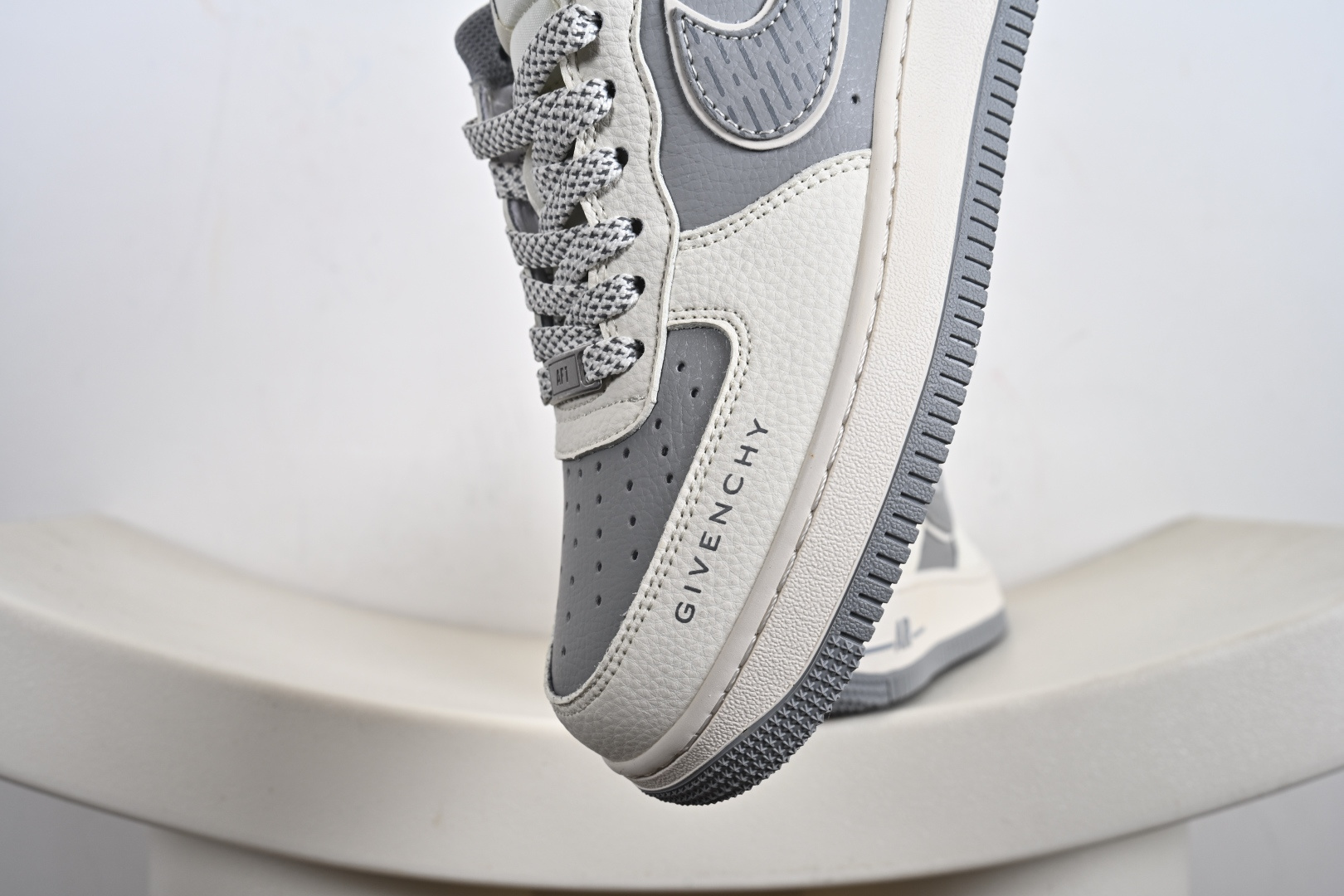 Nike Air Force1 07 low 纪梵希联名 定制空军 JP8028-001