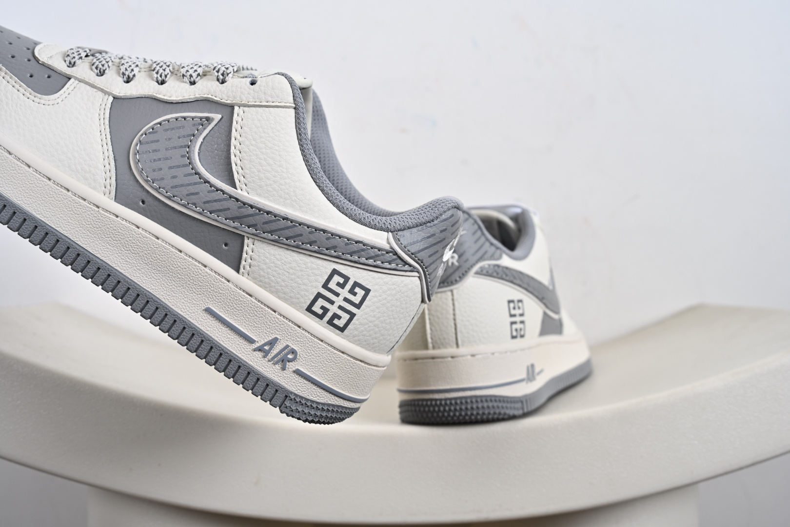 Nike Air Force1 07 low 纪梵希联名 定制空军 JP8028-001