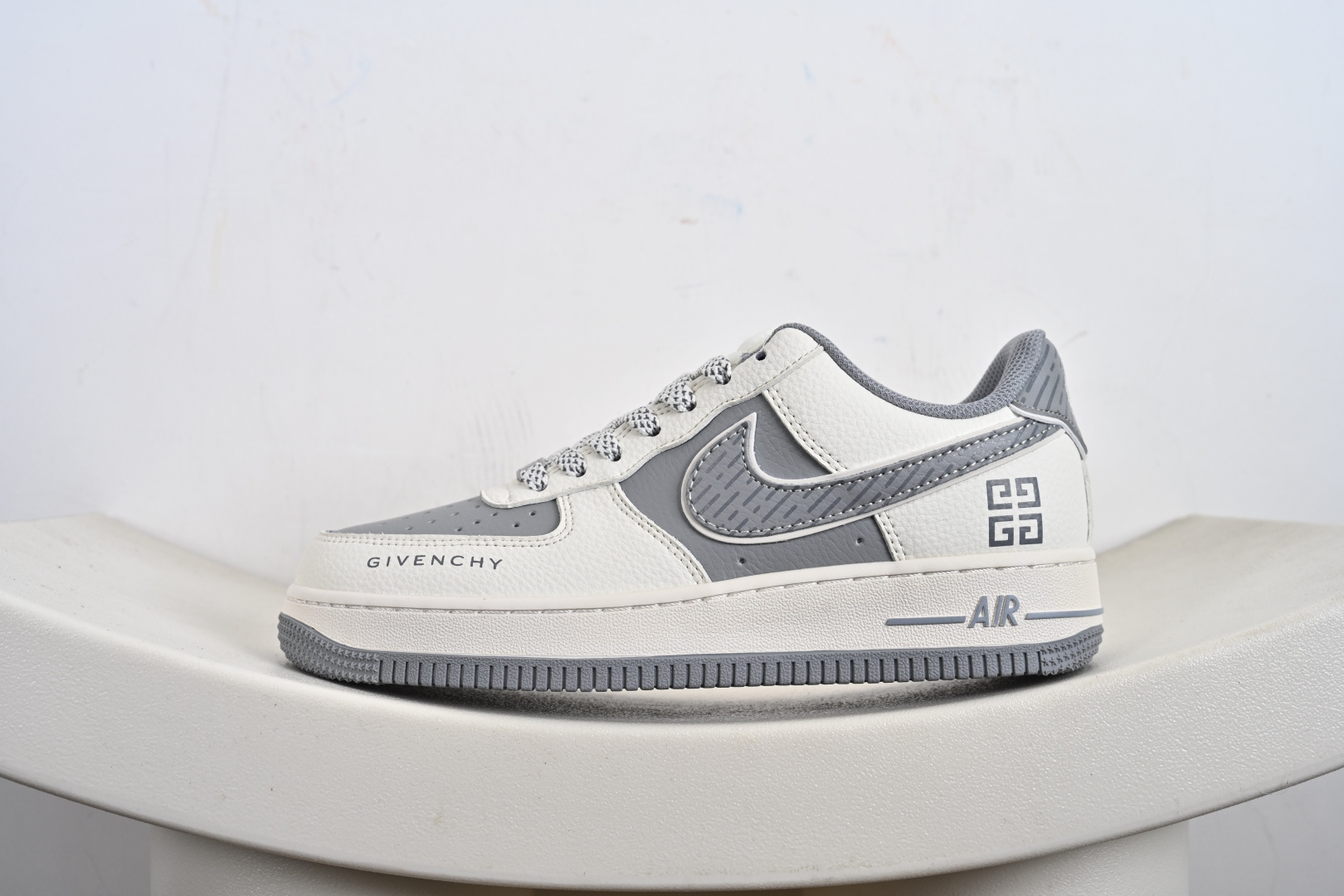 Nike Air Force1 07 low 纪梵希联名 定制空军 JP8028-001