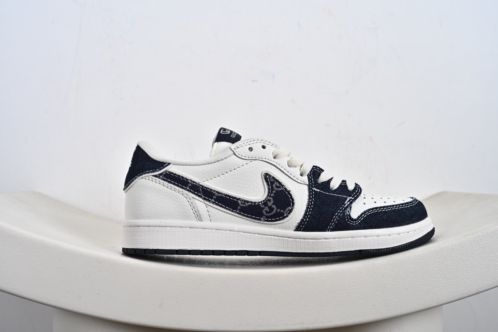 Nike Air Jordan 1 Low 定制配色 古驰联名 定制AJ联名-高端定制 低帮复古文化板鞋 JW1188-147