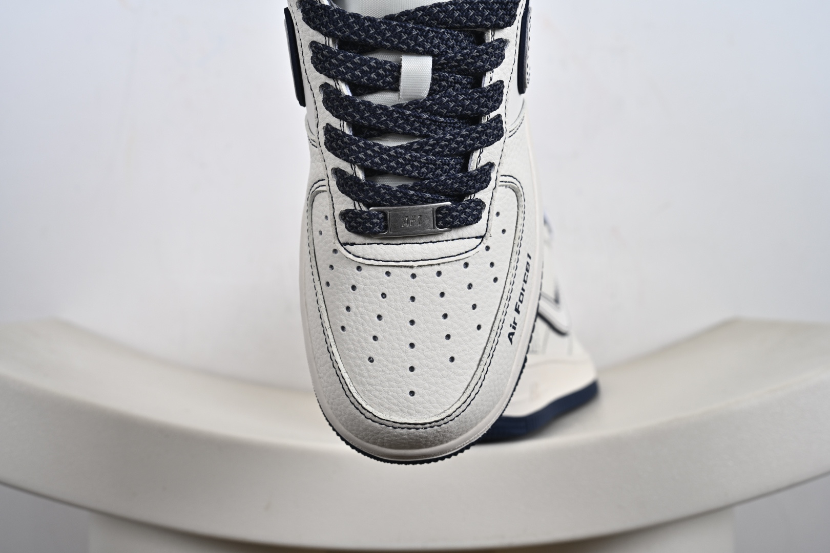 NIke Air Force 1 '07 Low 空军一号低帮 运动鞋 休闲鞋 JP8028-013