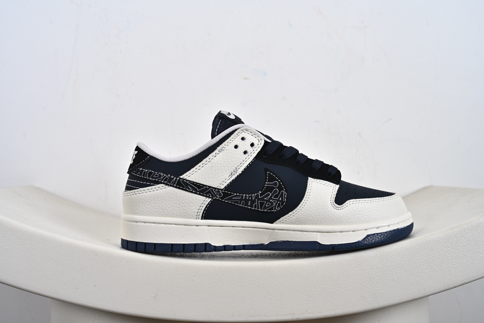 定制版Stussy x NK Dunk SB Low 斯图西 x SB 低帮 联名米白蓝 SR2025-001