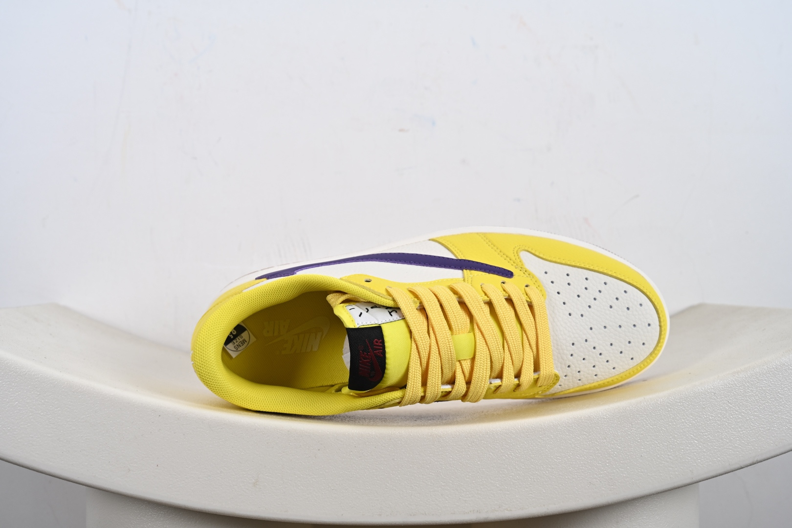 Travis Scott x Fragment Design x Air Jordan 1 Low OG SP AJ1 乔1 联名款 低帮文化休闲板鞋 DN6901-096