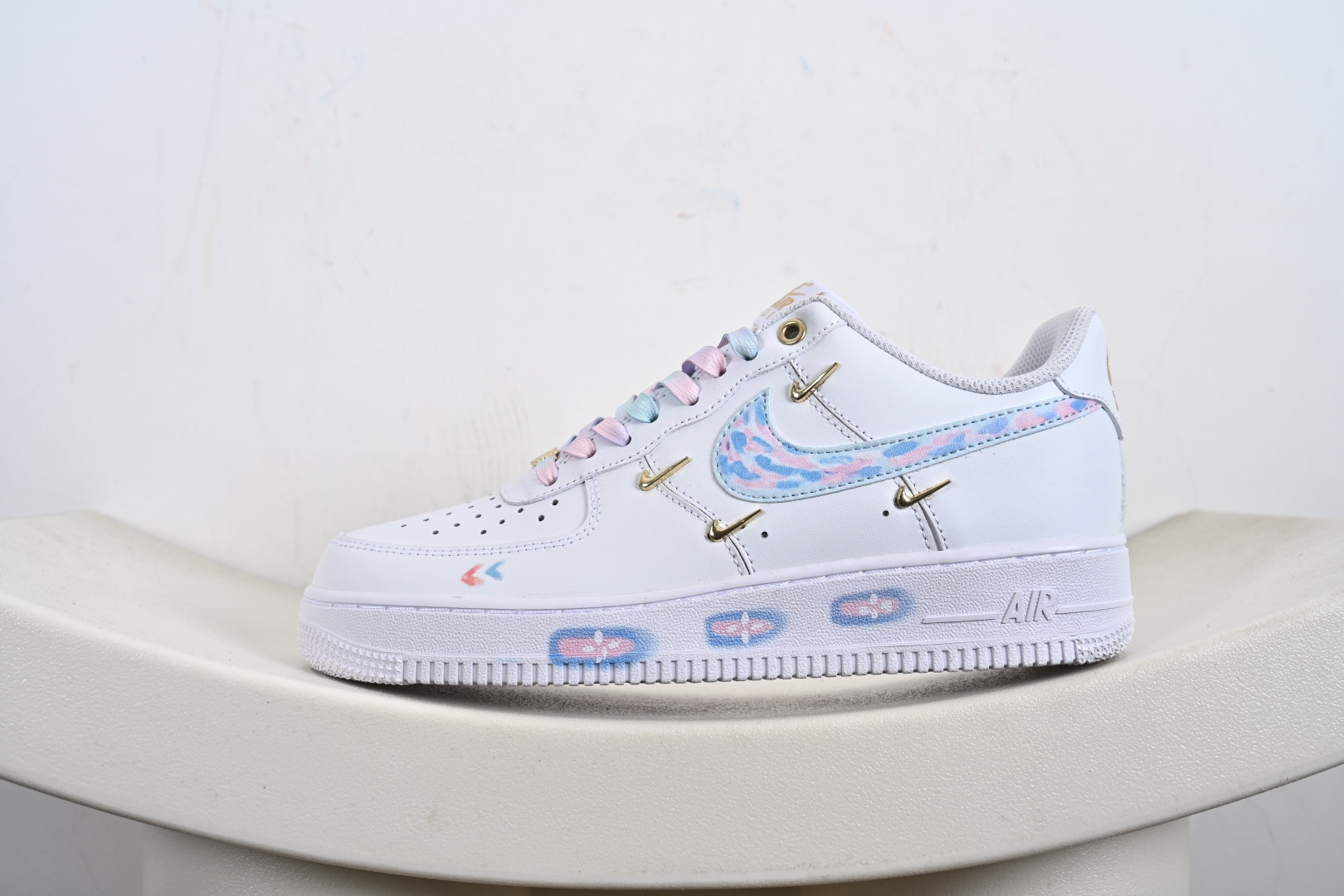 定制版NK Air Force 1'07 Low 四勾莫奈印象 空军一号低帮休闲板鞋 ZH0316-105