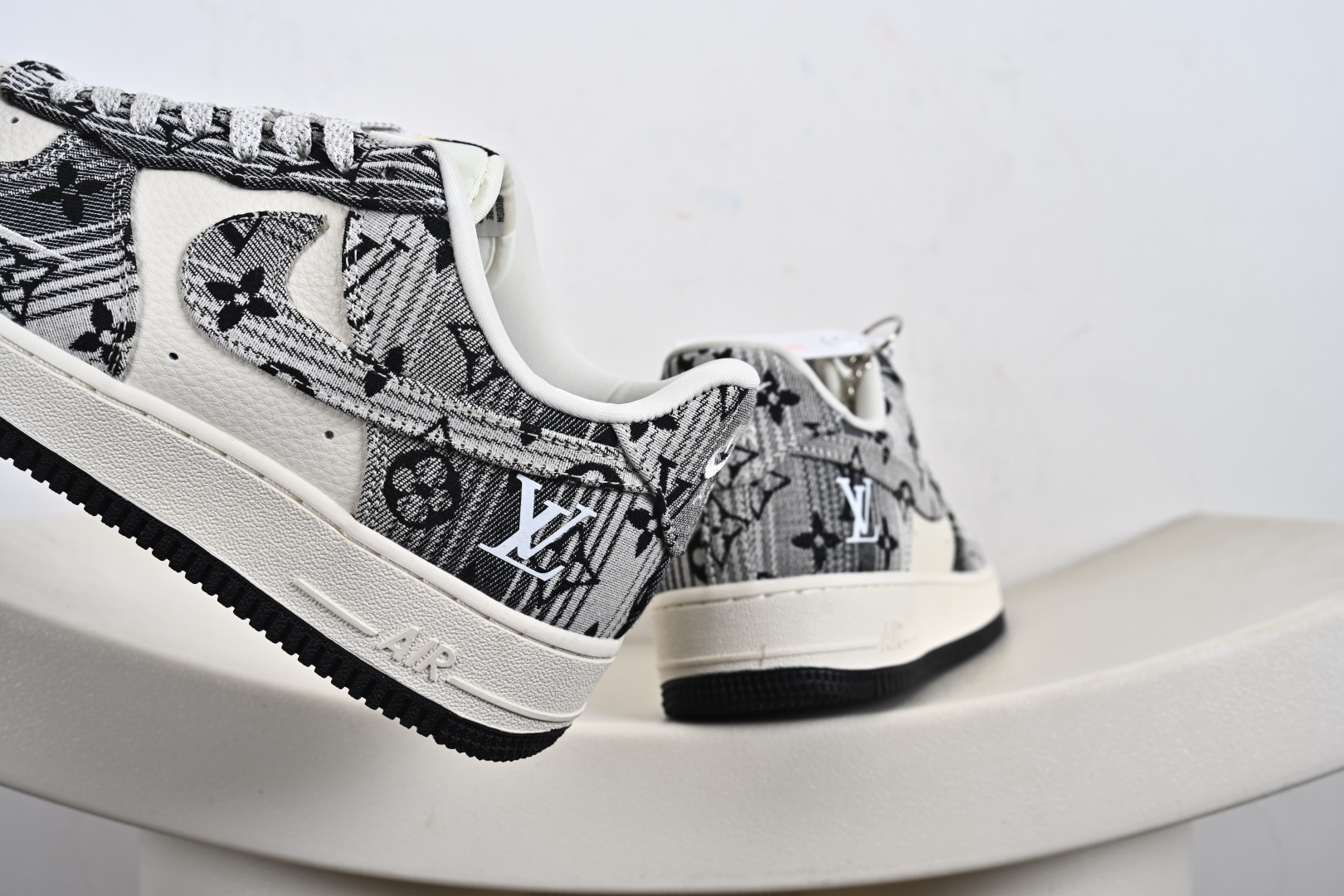 定制版NK Air Force 1 '07 Low “L联名——灰花布”空军一号 低帮 运动鞋 休闲鞋 DF0188-077