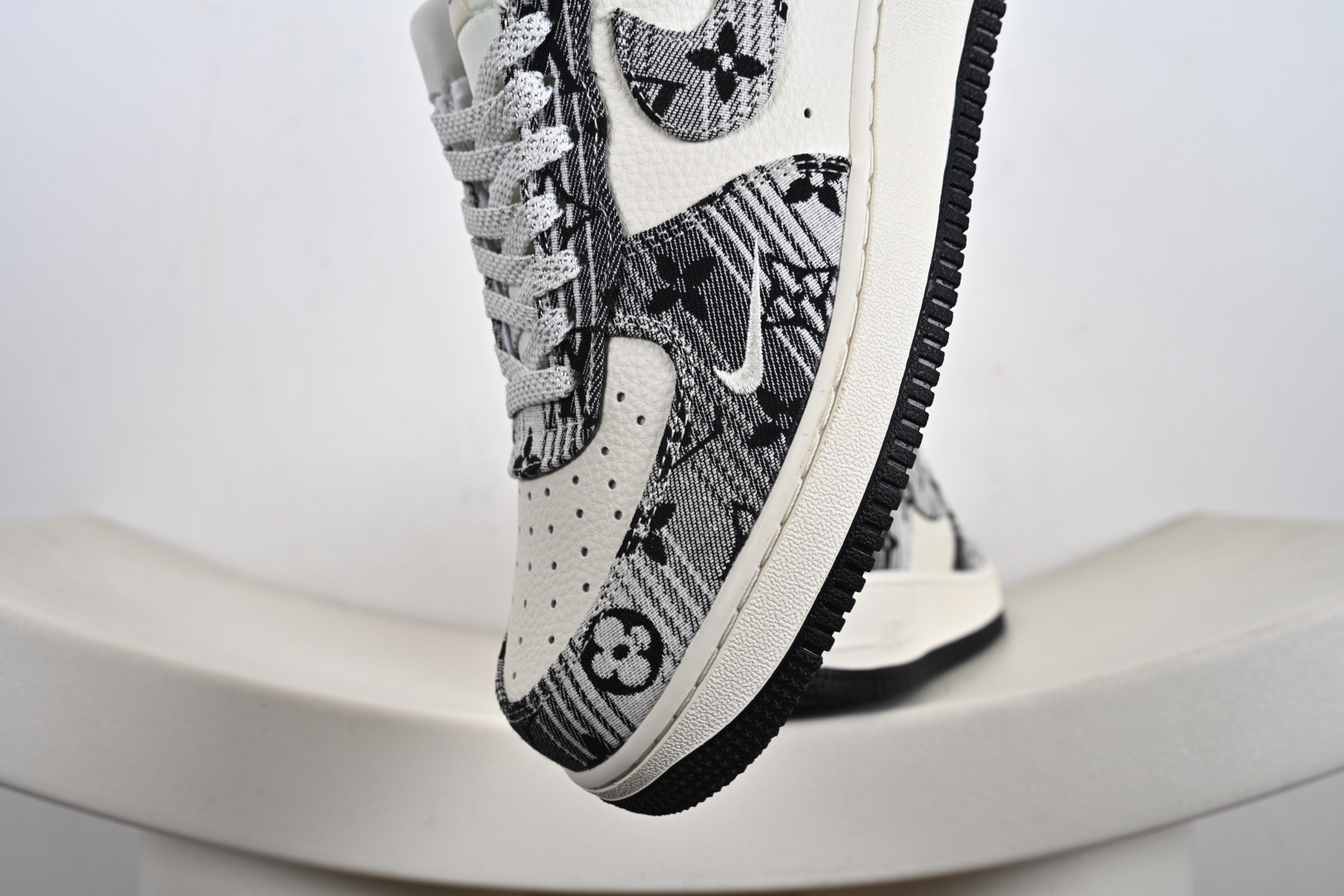 定制版NK Air Force 1 '07 Low “L联名——灰花布”空军一号 低帮 运动鞋 休闲鞋 DF0188-077