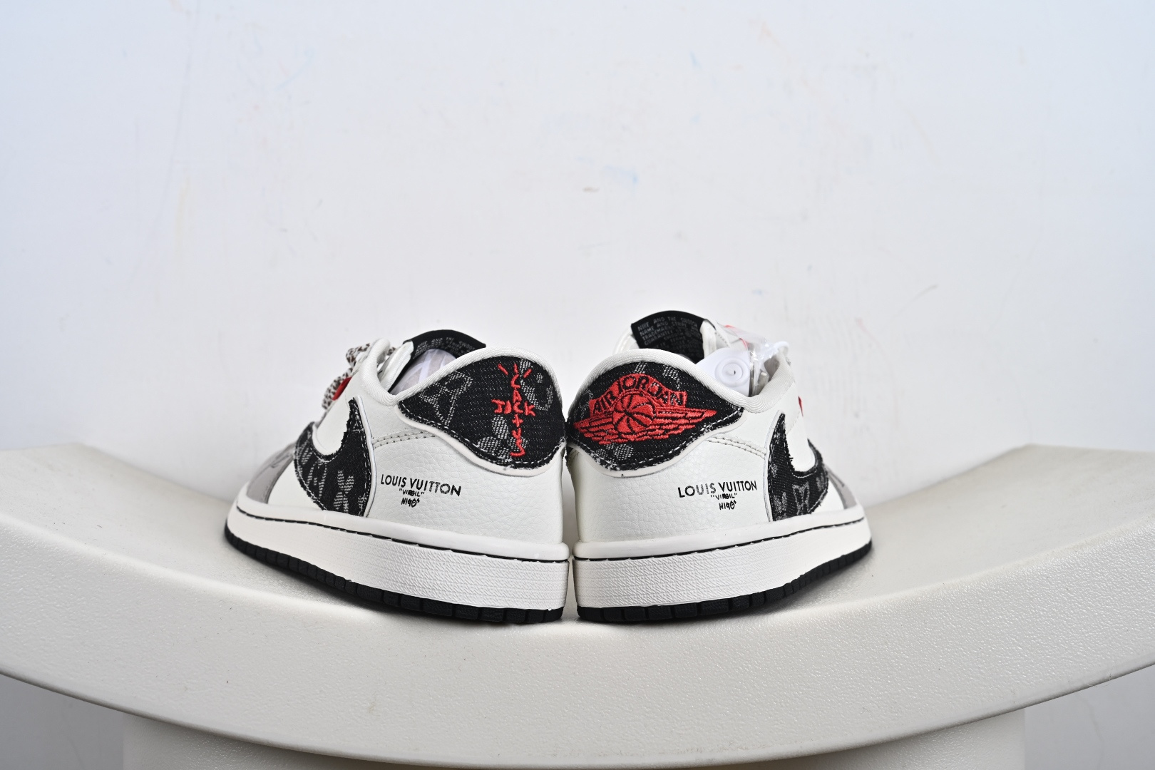 定制版Travis Scott x Fragment Design x Air Jordan 1 Low OG SP AJ1 乔1 LV 低帮文化休闲板鞋 JW1188-143