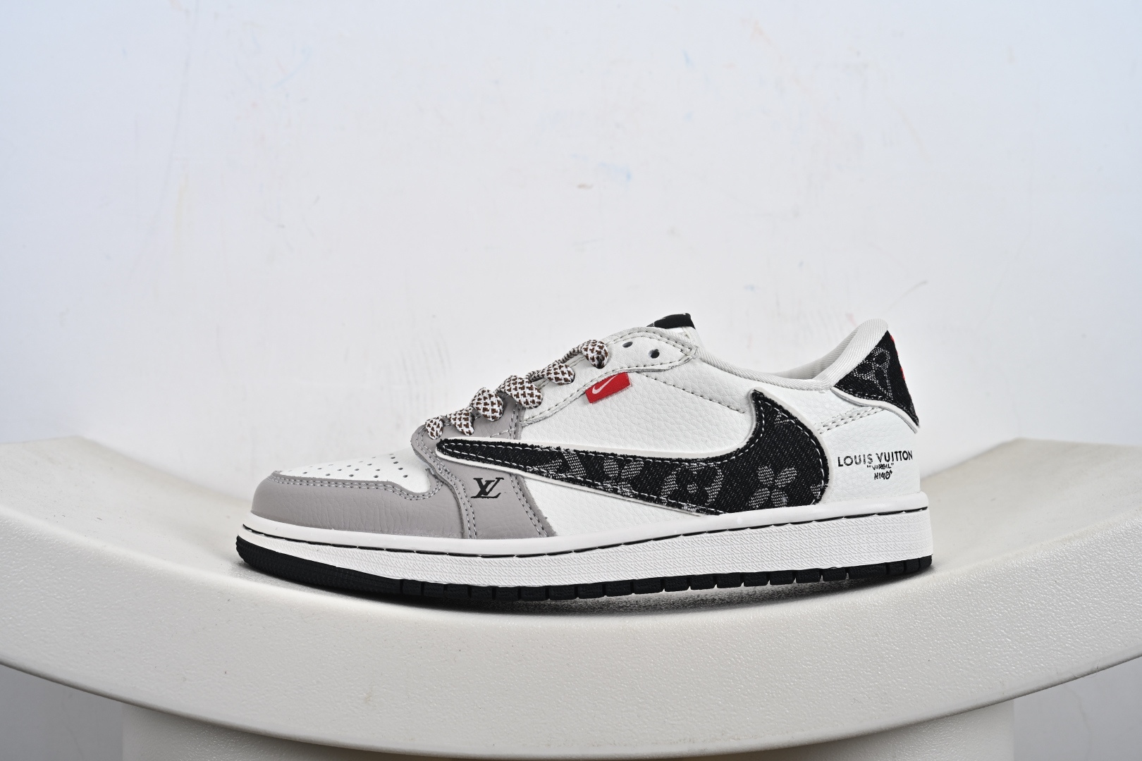 定制版Travis Scott x Fragment Design x Air Jordan 1 Low OG SP AJ1 乔1 LV 低帮文化休闲板鞋 JW1188-143