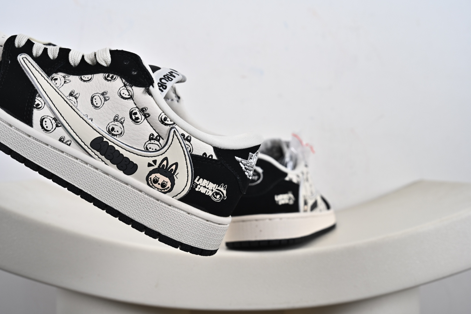 Nike Air Jordan 1 HI ZOOM AIR AJ1倒勾 乔一倒钩拉布布 ‘DIY’定制 耐克 低帮文化篮球鞋 LD2028-056