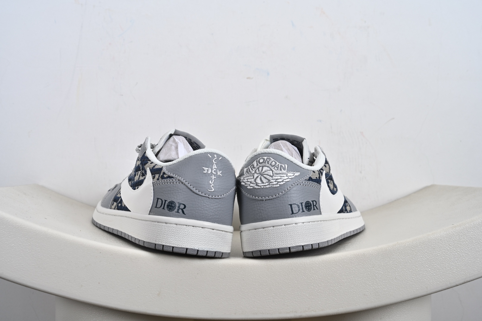 定制版Travis Scott x Fragment Design x Air Jordan 1 Low OG SP AJ1 乔1 迪联名 经典灰花纹 低帮文化休闲板鞋 DZ5899-004