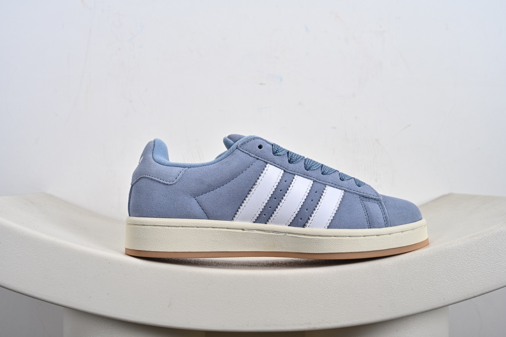 AD Originals Campus 00s 学院系列面包风复古休闲运动板鞋 JQ8346