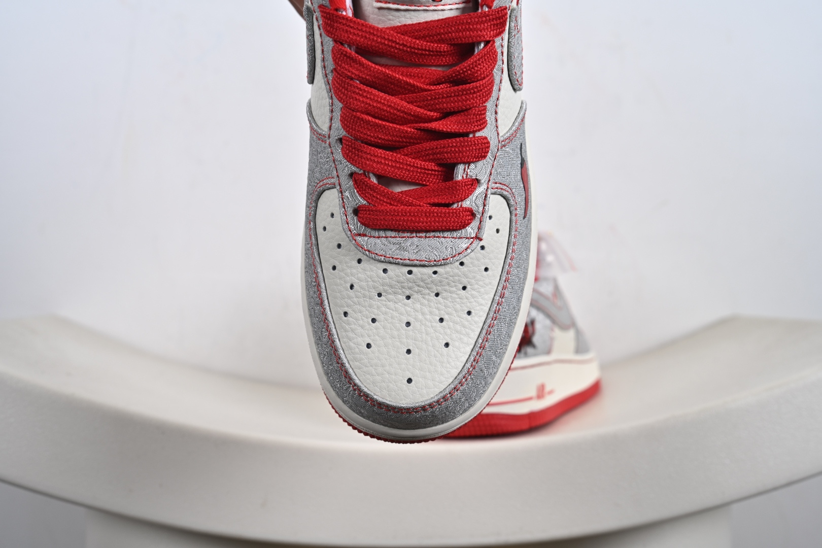 Nike Air Force 1 Low 麻辣小龙虾 ZD1988-004